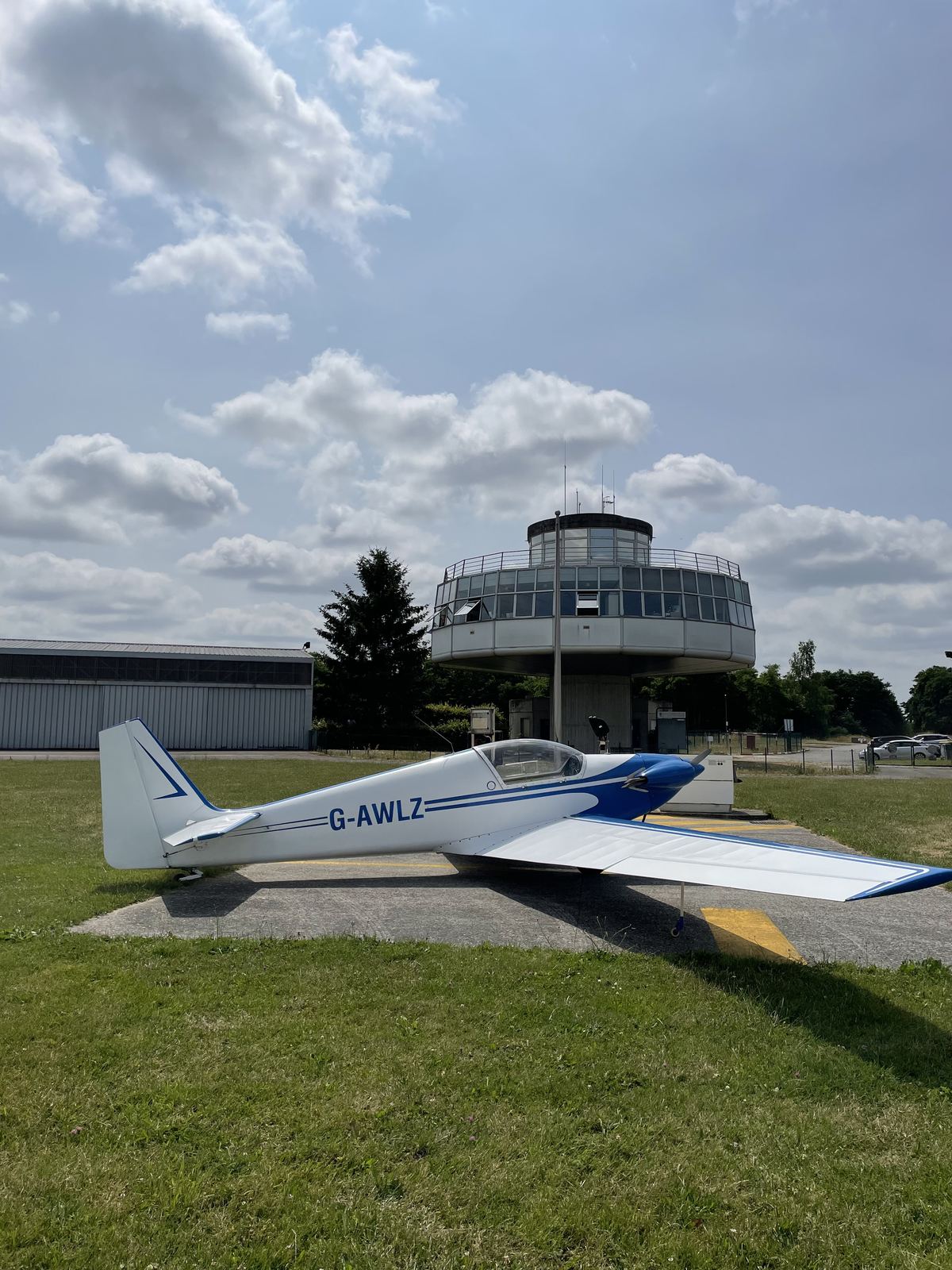 G-AWLZ · touring in France, 2023