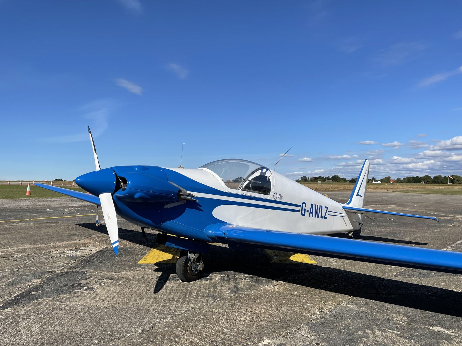 G-AWLZ · Lincoln Aero Club