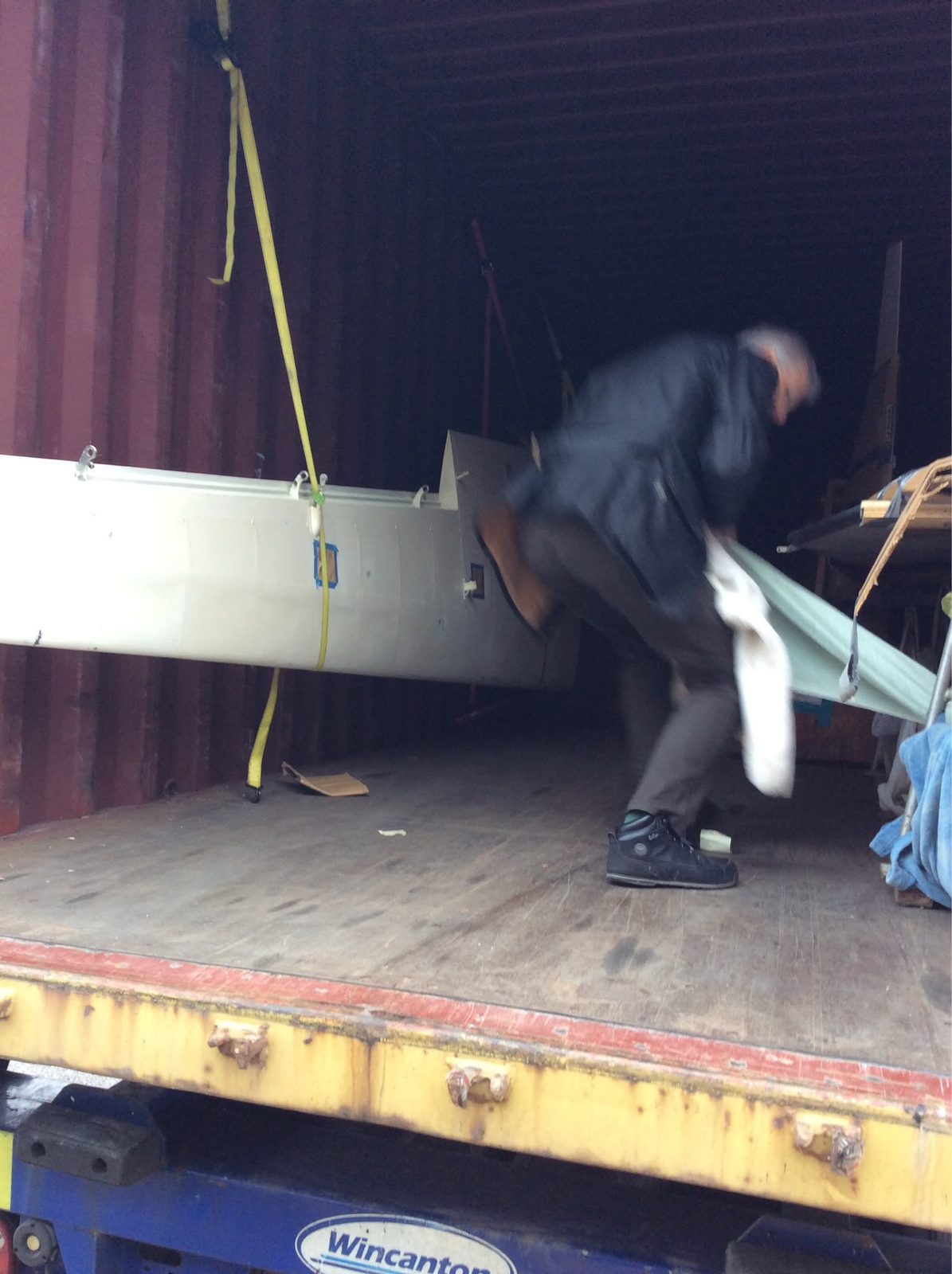 N1700 being unloaded from a lorry
