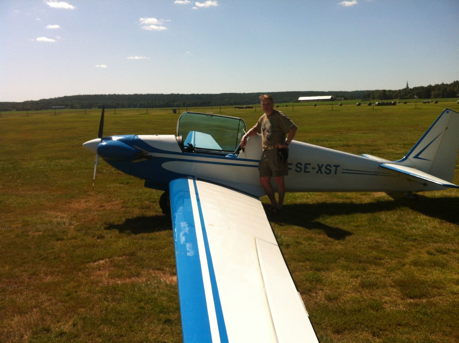 SE-XST · ex G-AVNX, Sweden