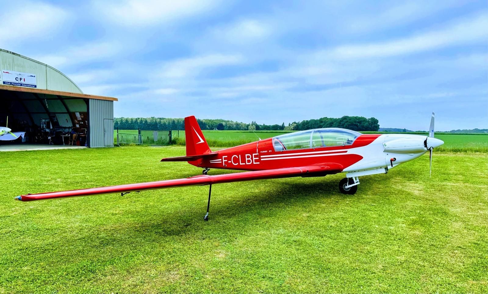 F-CLBE · at Club Fournier International