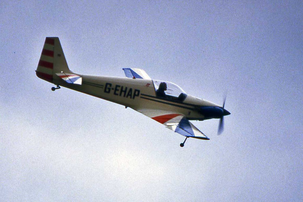 Fournier RF7 G-EHAP in flight