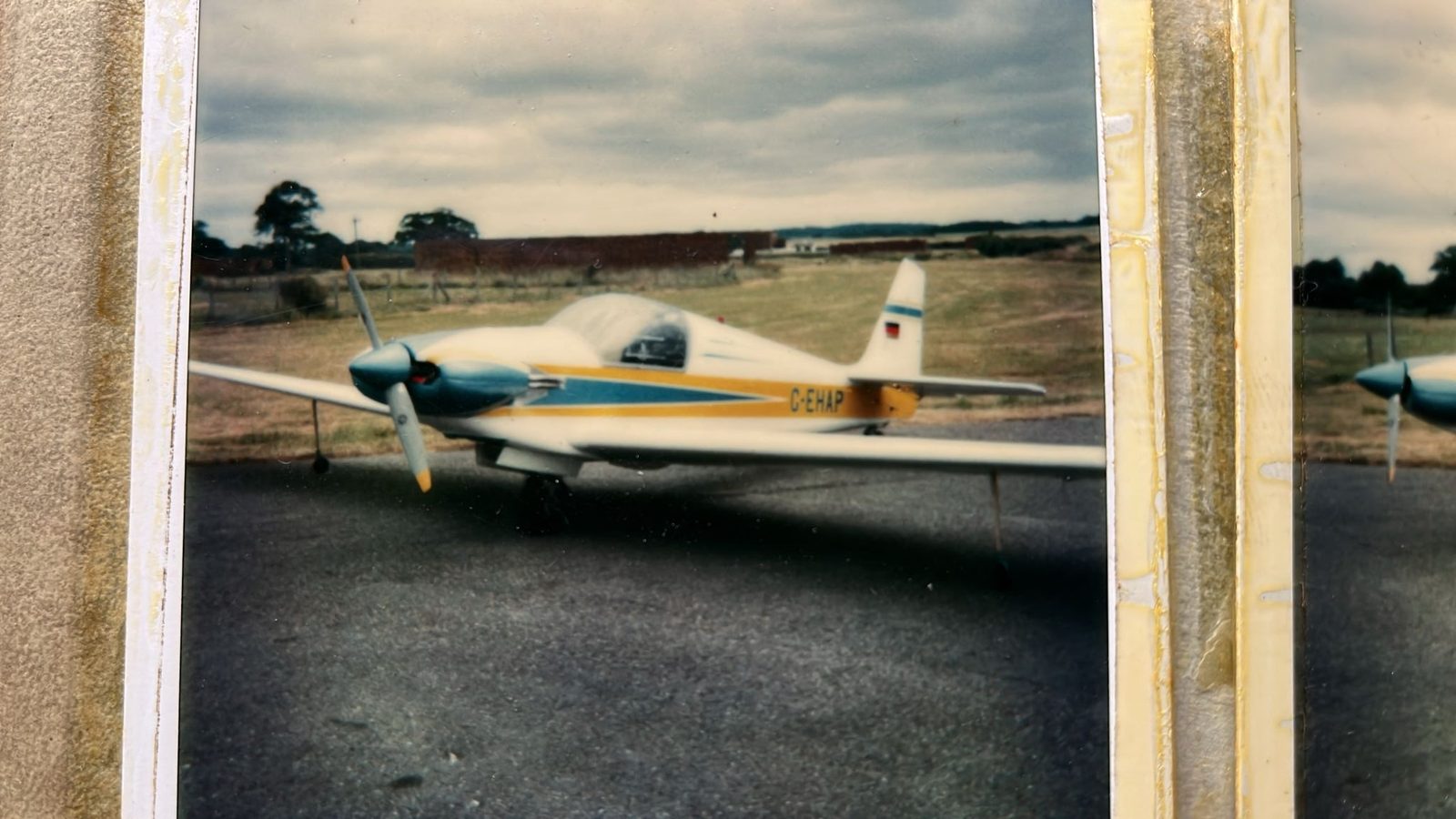 Fournier RF7 G-EHAP, archive print